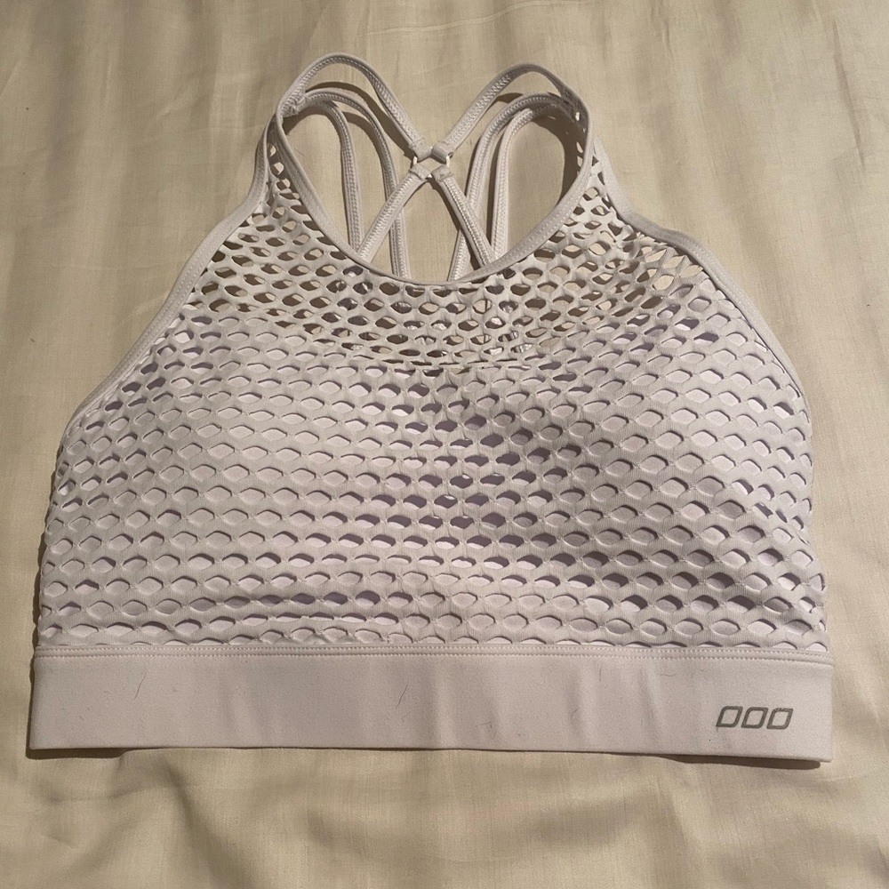 Lorna Jane swerve sports bra